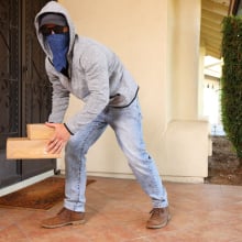Porch pirate steals packages from porch